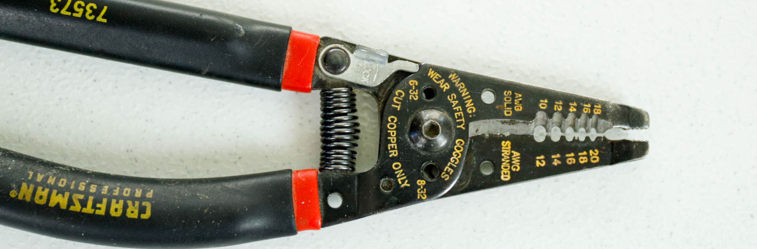 red wire cutters